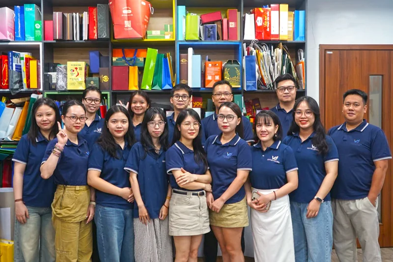 Đội ngũ xưởng in Việt Dũng
