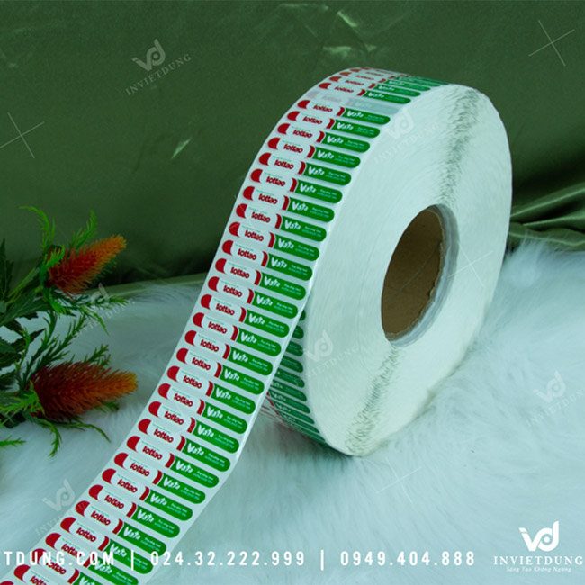 Mẫu decal cuộn dán siro Tottao Vata
