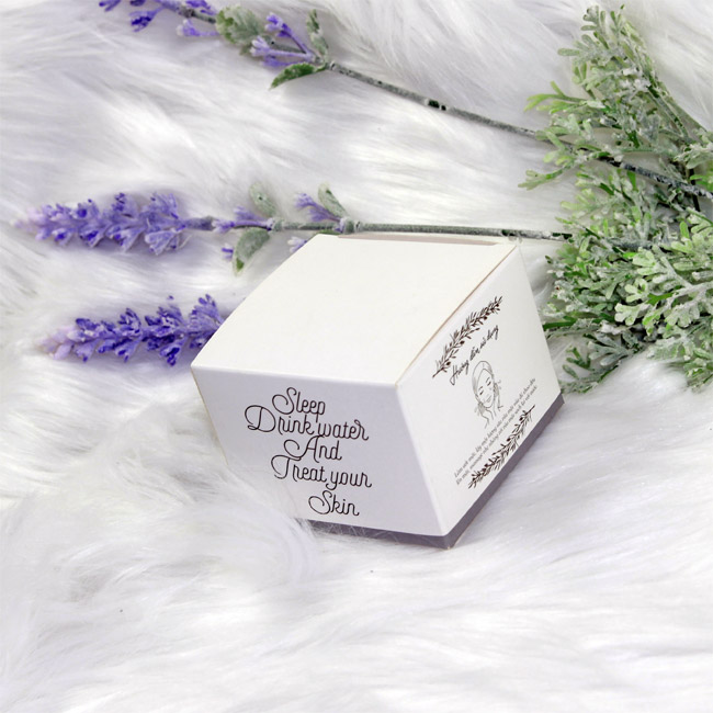 Mẫu hộp đựng mỹ phẩm thương hiệu Very Natural