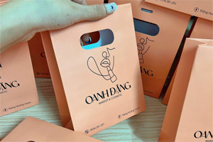 In túi đựng son bằng giấy