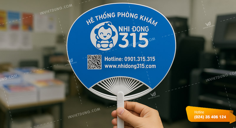 Mẫu quạt nhựa cầm tay quảng cáo