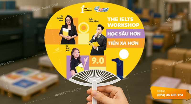 Mẫu quạt nhựa cầm tay quảng cáo