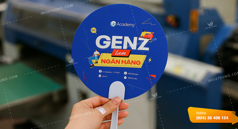 Mẫu quạt nhựa PVC quảng cáo