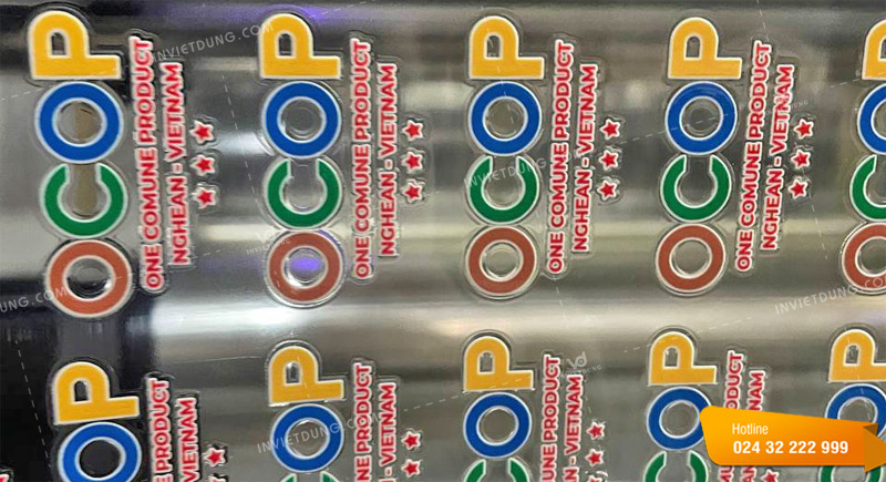 Mẫu decal nhựa trong suốt in UV