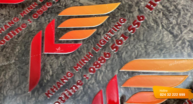 Mẫu decal nhựa trong suốt in UV