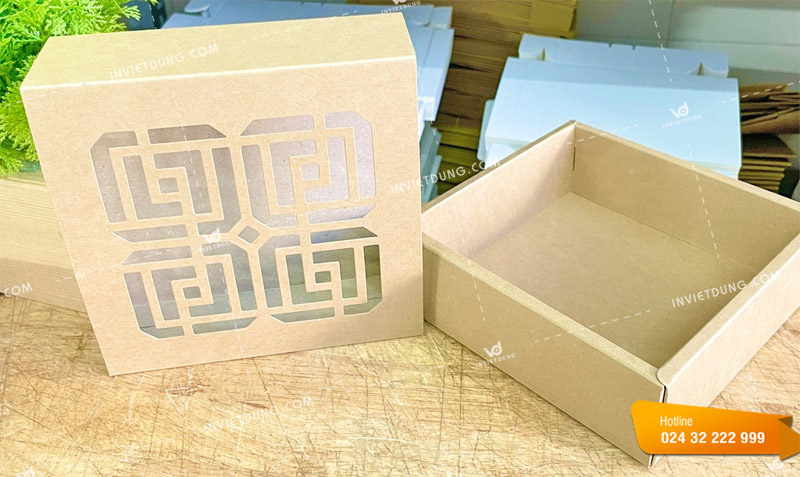 Mẫu hộp giấy kraft vuông thiết kế hoa văn đục lỗ chuyên nghiệp